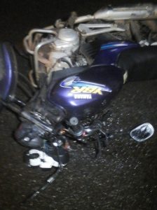 Motociclista-morre-após-bater-em-caminhão-parado-em-Apucarana-04