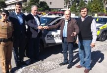 Prefeito de Jandaia do Sul recebe viatura para Policia Militar