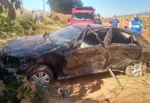 Veículo cai de pontilhão em Mandaguari