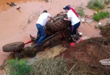 Susto: Trator cai em caixa d’água