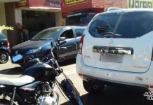 Acidente de trânsito envolveu carro e moto no centro