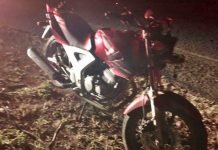 Motociclista colide na traseira de trator em Novo Itacolomi