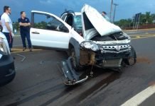 Bandidos capotam veículo no trevo do Pirapó