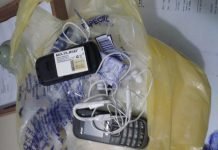 Pacote de açúcar destinado a preso tinha celular dentro