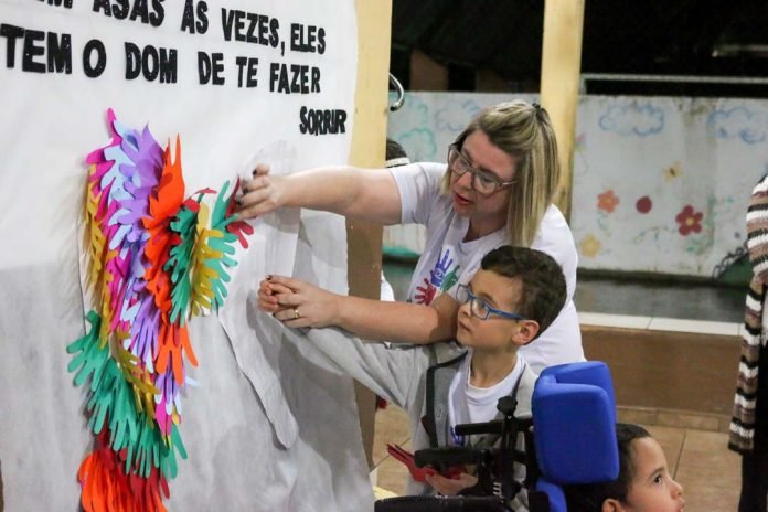 Ver_com_as_mãos (30)