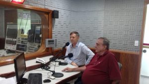 Deputado Luizão Goulart com Cândido Lourençon na Rádio Jandaia