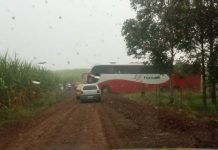 Ônibus de turismo é tomado de assalto na PR-444