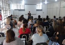 Departamento de Educação e Núcleo Regional de Educação Promovem Capacitação