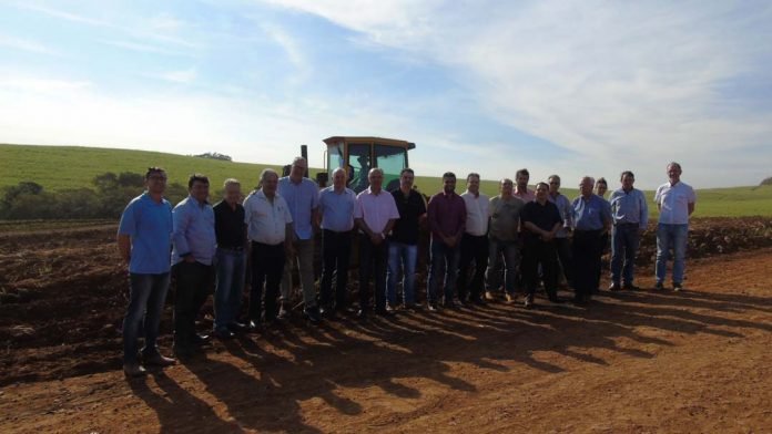 Empresa Totalmix inicio obras instalação terreno 01-07 (49)
