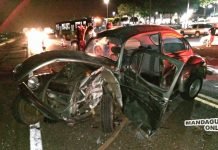 Fusca e Voyage colidem na BR-376 em Mandaguari
