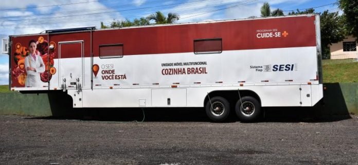 Carreta Cozinha Brasil