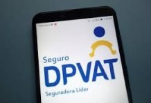 Bolsonaro assina medida provisória que extingue o Dpvat