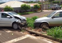 Veículos colidem no Jardim Villar