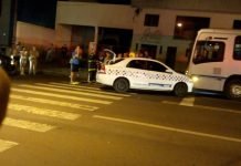 Acidente envolveu táxi ônibus e caminhonete no centro de Apucarana