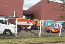 Bombeiros controlam incêndio em empresa de Jandaia
