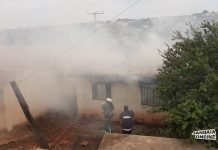 Bombeiros combatem incêndio em residência no Jardim Pérola