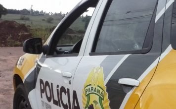 Suspeito foge da PM, joga motocicleta contra viatura e é preso após perseguição em Kaloré