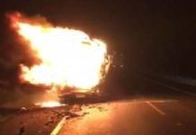 Caminhão com placas de Mandaguari pega fogo e motorista morre