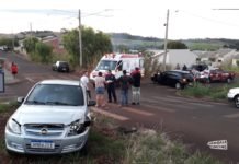 Colisão auto x auto deixa duas pessoas feridas
