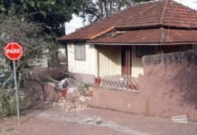 Caminhão desgovernado atinge muro em Jandaia