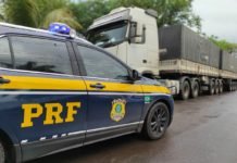 PRF recupera em Maringá carreta carregada com soja