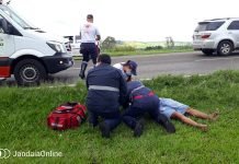 Jovem sofre queda de moto na BR-376 em Jandaia do Sul