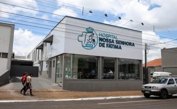 Adolescente de 16 anos vai parar no hospital após ser agredido por ex-namorada