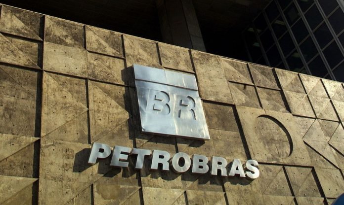 Brasil-pode-enfrentar-desabastecimento-de-combusti-00554940-0-202110211039