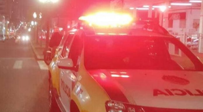 PM atende casos de violência doméstica, invasão de domicílio e infrações de trânsito neste domingo em Jandaia do Sul