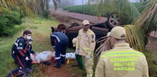 Dois ficam feridos após carro capotar entre Pirapó e Caixa de São Pedro