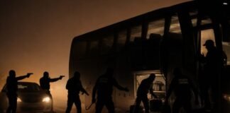 Assaltantes usam coletes da “Receita Federal” durante roubo a ônibus entre Jandaia e Cambira