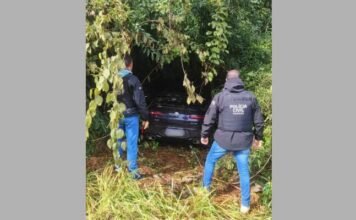 Polícia Civil recupera em Cambira BMW roubada após casal ser feito refém durante assalto em Apucarana
