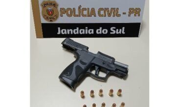 Jandaia: Polícia Civil prende homem por porte ilegal de arma de fogo de uso restrito e comunica descumprimento de prisão domiciliar à Justiça