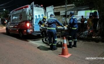 Brigada Comunitária presta atendimento a vítima de queda de moto