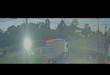 Vídeo mostra colisão entre dois caminhões em trevo da BR-376, em Apucarana