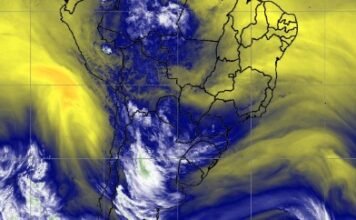 Temporais retornam ao Paraná neste sábado, diz Simepar