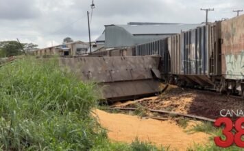 Trem descarrila em Apucarana