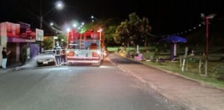 Princípio de incêndio atinge veículo na Rua Pirapó, em Jandaia do Sul